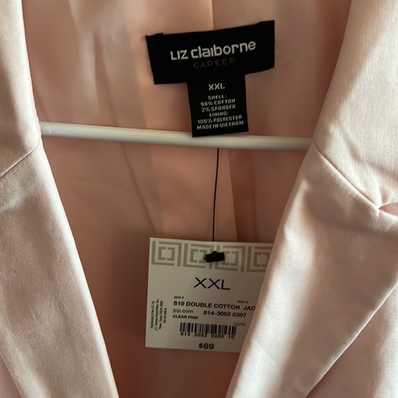 NWT Women’s Light Pink Blazer - Picture 3 of 6